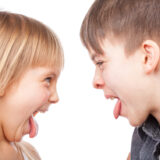 cepillarse los dientes . Juego